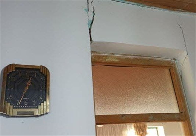 گسل یا معدن زغال سنگ؛ علت تخریب خانهها و فرونشست روستای گسل یا معدن زغال سنگ؛ علت تخریب خانهها و فرونشست روستای