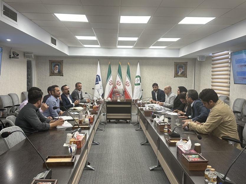 جلسه ارزیابی عملکرد ۳ ماهه منتهی به خرداد سال ۱۴۰۲ شرکت توسعه طلای کردستان برگزار شد جلسه ارزیابی عملکرد ۳ ماهه منتهی به خرداد سال ۱۴۰۲ شرکت توسعه طلای کردستان برگزار شد