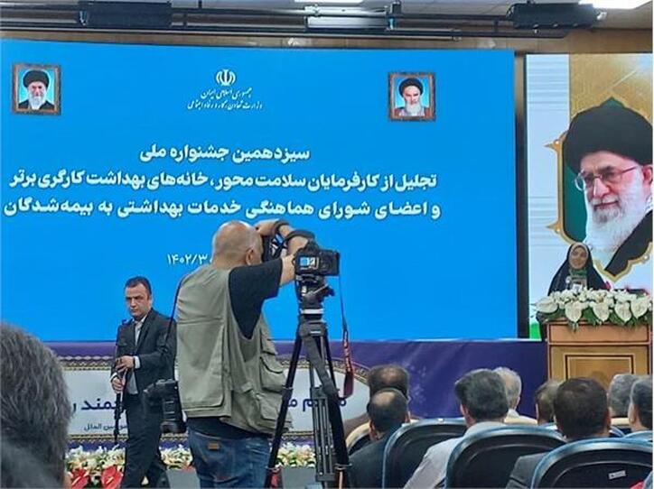 رتبه برتر شرکت ذوب و احیای روی قشم به عنوان خانه بهداشت کارگری کشور