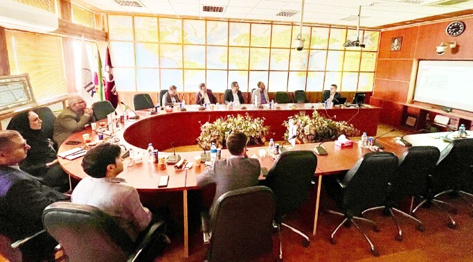 بازدید رئیس پژوهشگاه مواد و انرژی از مرکز پژوهشهای کاربردی علوم زمین البرز بازدید رئیس پژوهشگاه مواد و انرژی از مرکز پژوهشهای کاربردی علوم زمین البرز