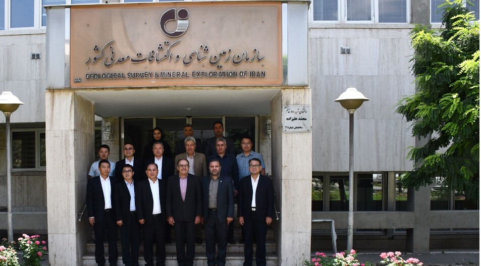دیدار رییس اداره زمینشناسی ایالت جیانگسی چین با معاونین و مدیران سازمان زمین شناسی و اکتشافات معدنی کشور دیدار رییس اداره زمینشناسی ایالت جیانگسی چین با معاونین و مدیران سازمان زمین شناسی و اکتشافات معدنی کشور