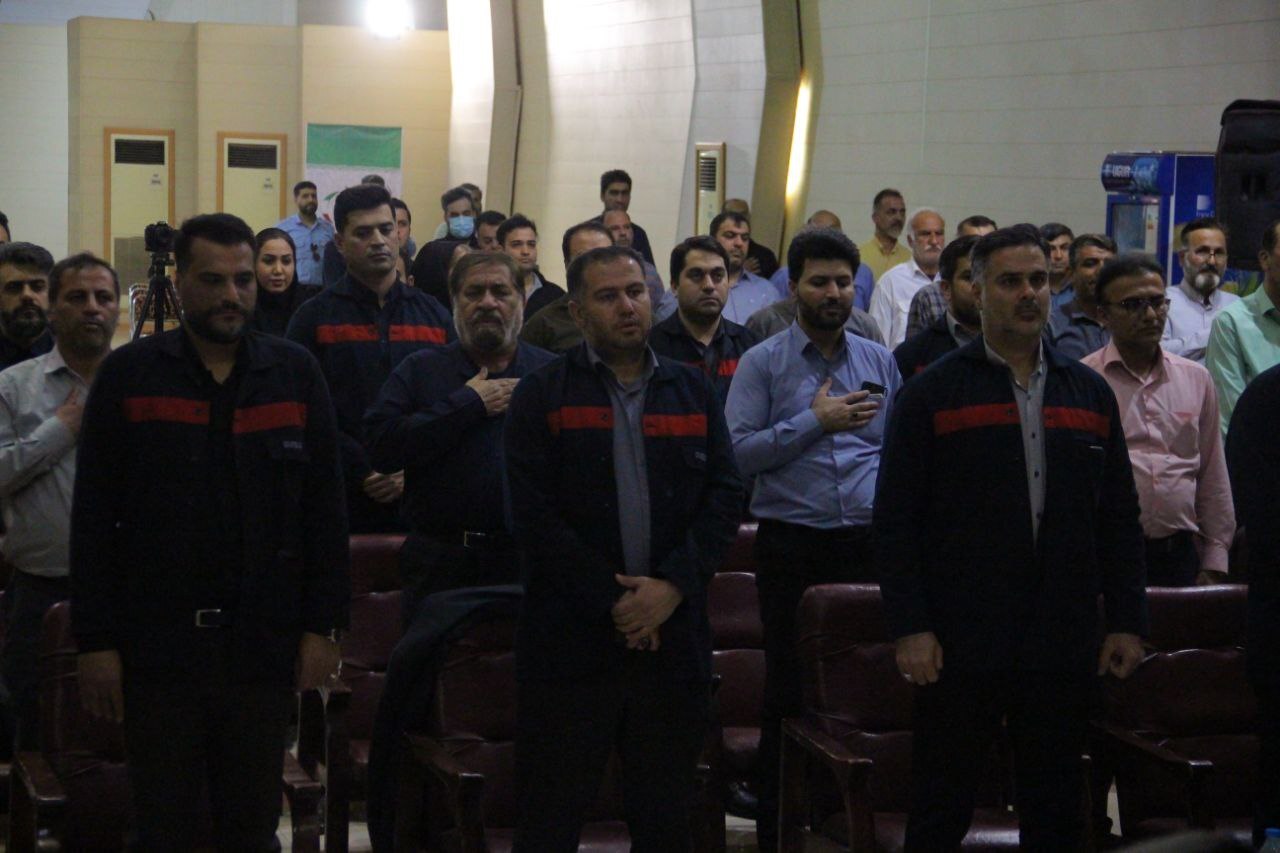 آیین بزرگداشت روز خبرنگار در شرکت فولاد اکسین برگزار شد + گزارش تصویری آیین بزرگداشت روز خبرنگار در شرکت فولاد اکسین برگزار شد + گزارش تصویری