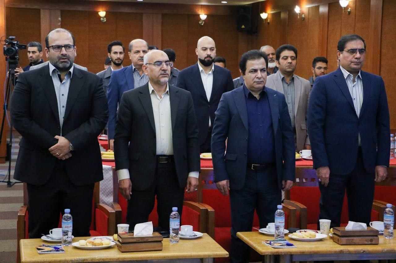فولاد خوزستان اولین معدن سنگ آهن ۱۰۰٪ مالکیتی خود را به بهره برداری رساند فولاد خوزستان اولین معدن سنگ آهن ۱۰۰٪ مالکیتی خود را به بهره برداری رساند