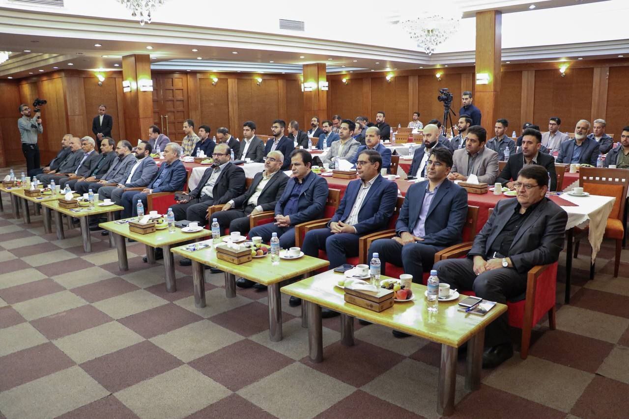 فولاد خوزستان اولین معدن سنگ آهن ۱۰۰٪ مالکیتی خود را به بهره برداری رساند فولاد خوزستان اولین معدن سنگ آهن ۱۰۰٪ مالکیتی خود را به بهره برداری رساند