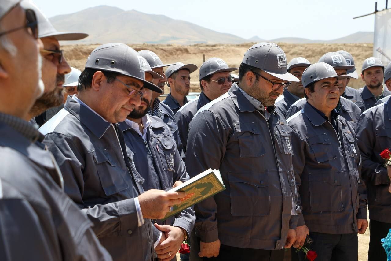 فولاد خوزستان اولین معدن سنگ آهن ۱۰۰٪ مالکیتی خود را به بهره برداری رساند فولاد خوزستان اولین معدن سنگ آهن ۱۰۰٪ مالکیتی خود را به بهره برداری رساند