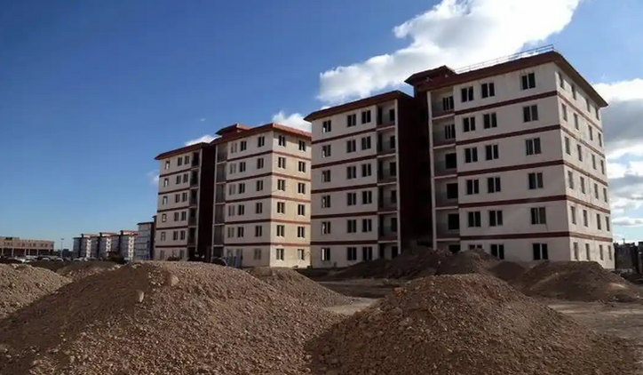 ساخت خانه ۲۵ متری غیراخلاقی و غیر قانونی است