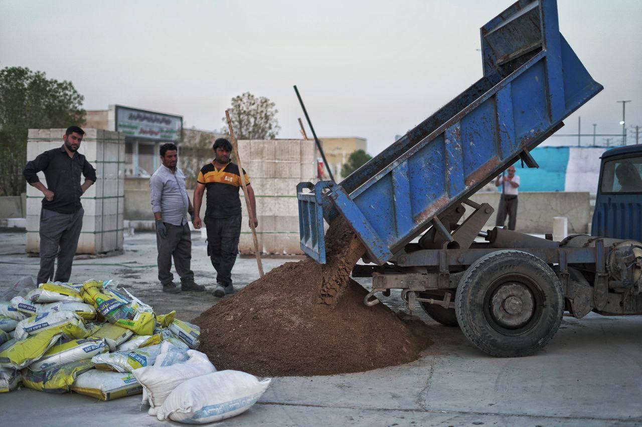 آماده سازی موکب فولاد اکسین خوزستان در پایانه مرزی شلمچه آماده سازی موکب فولاد اکسین خوزستان در پایانه مرزی شلمچه