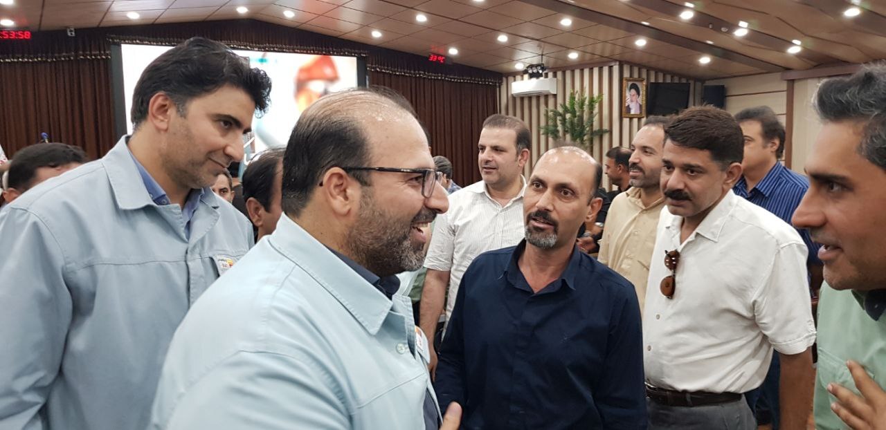 جلسه هم اندیشی مدیرعامل و مسوولان شیفت شرکت فولاد خوزستان برگزار شد جلسه هم اندیشی مدیرعامل و مسوولان شیفت شرکت فولاد خوزستان برگزار شد