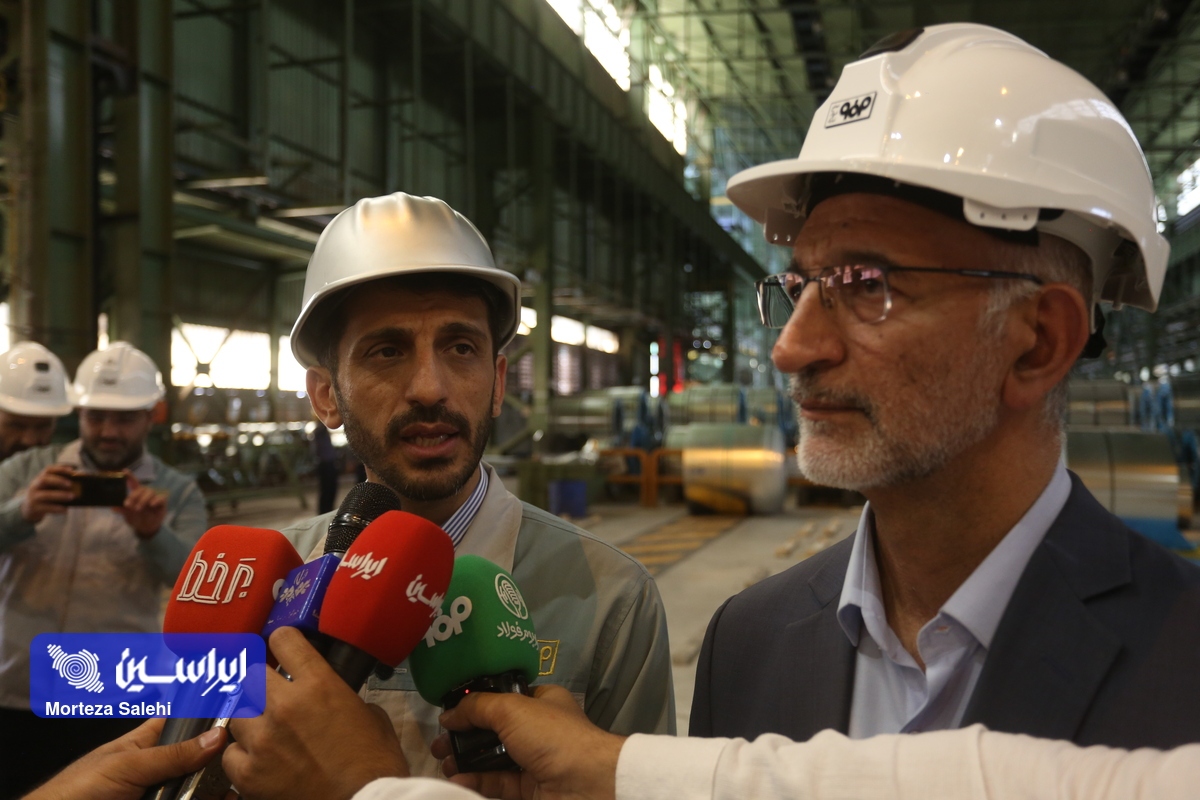 فولاد مبارکه بر لبههای تکنولوژی جهانی در حال حرکت است فولاد مبارکه بر لبههای تکنولوژی جهانی در حال حرکت است