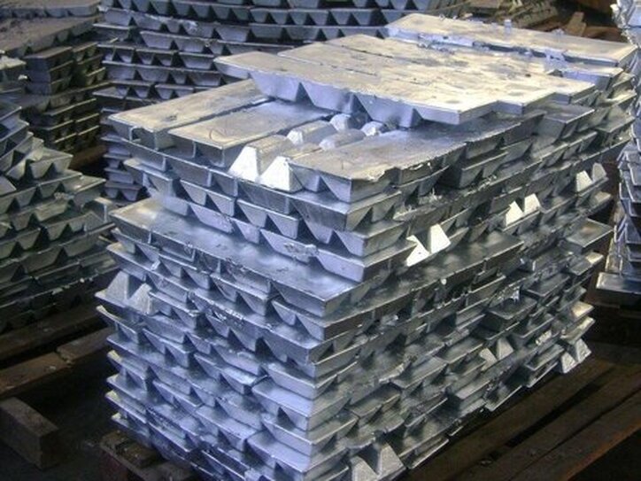 نرخ عرضه دولتی مواد اولیه سرب در کشور از قیمت وارداتی بالاتر است/تن‌ها یک پنجم ظرفیت موجود سرب تولید می‌شود
