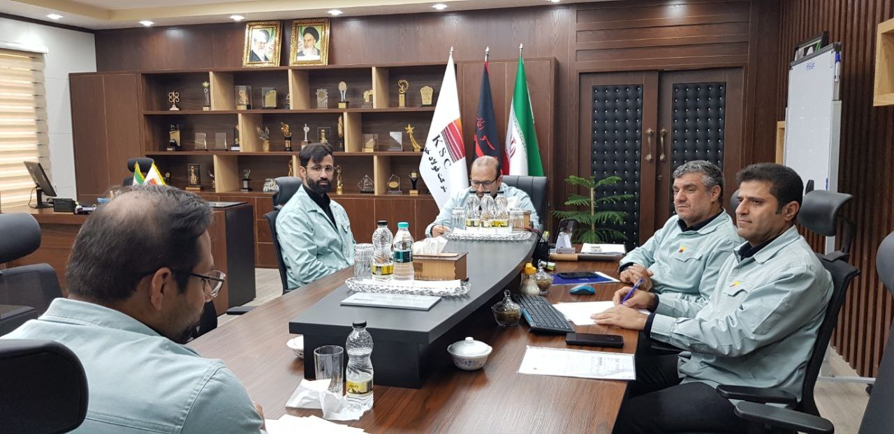 دیدار مدیرعامل با کارکنان شرکت فولاد خوزستان دیدار مدیرعامل با کارکنان شرکت فولاد خوزستان