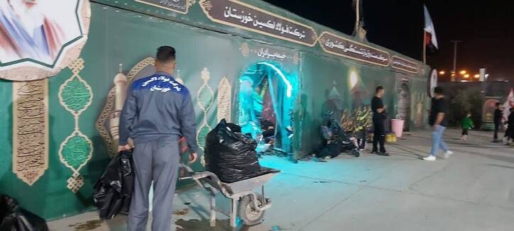 پاکسازی و تنظیف روزانه مرز شلمچه توسط پرسنل شرکت فولاد اکسین خوزستان