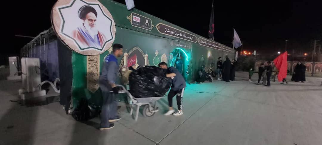 پاکسازی و تنظیف روزانه مرز شلمچه توسط پرسنل شرکت فولاد اکسین خوزستان پاکسازی و تنظیف روزانه مرز شلمچه توسط پرسنل شرکت فولاد اکسین خوزستان