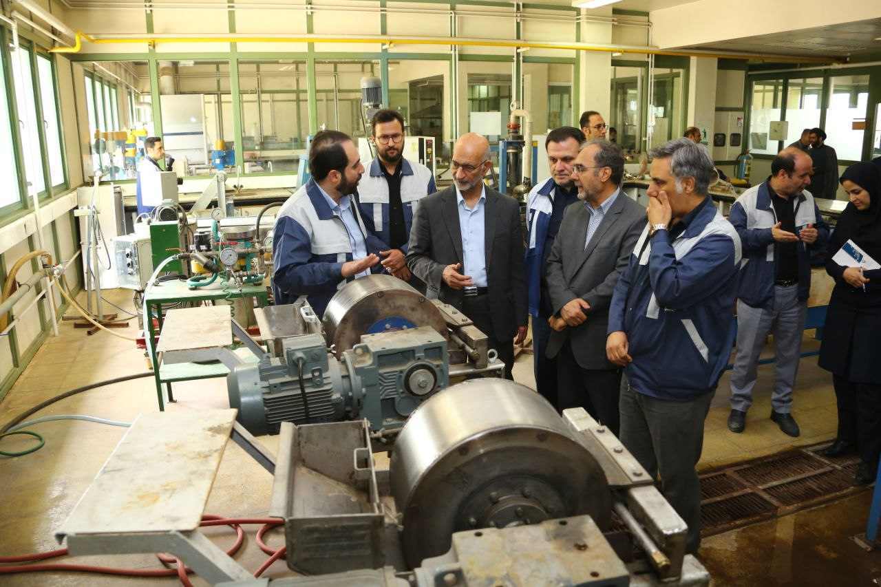 دستاوردهای تحولی مرکز تحقیقات فرآوری مواد معدنی ایران منجر به پیوند محکمی بین فعالان این حوزه و توسعه بخش معدن و صنایع معدنی کشور میشود دستاوردهای تحولی مرکز تحقیقات فرآوری مواد معدنی ایران منجر به پیوند محکمی بین فعالان این حوزه و توسعه بخش معدن و صنایع معدنی کشور میشود