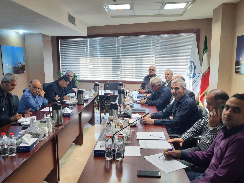 با حضور دکتر پورمند دویست و دهمین جلسه تولید هلدینگ میدکو برگزار شد