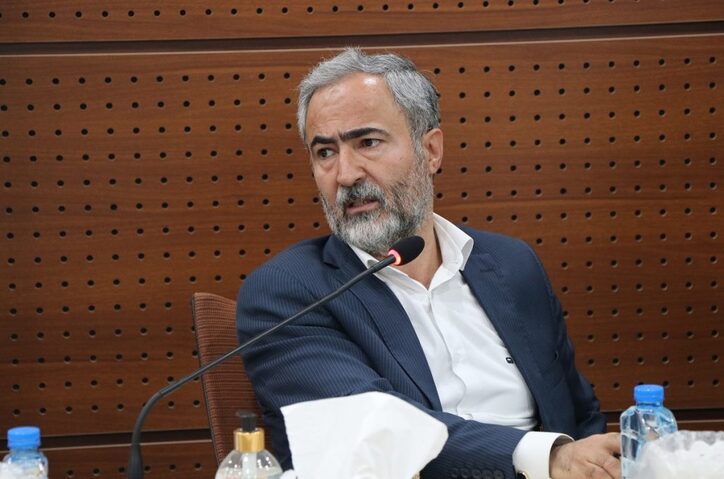 واقعی نبودن قیمت‌ها، عامل عقب‌نشینی سرمایه‌گذاران برای حضور در بخش انرژی/ راه‌اندازی تالار سبز برق، گامی مثبت در جهت توسعه تجدیدپذیر‌ها