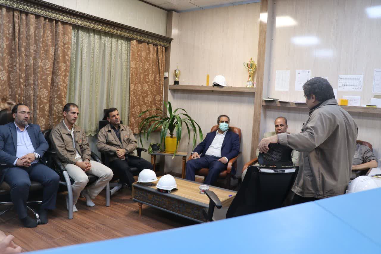 بازدید مدیر عامل شرکت آلومینای ایران از مجموعههای آلومینا، آلومینیوم و واسطه سنگین بازدید مدیر عامل شرکت آلومینای ایران از مجموعههای آلومینا، آلومینیوم و واسطه سنگین