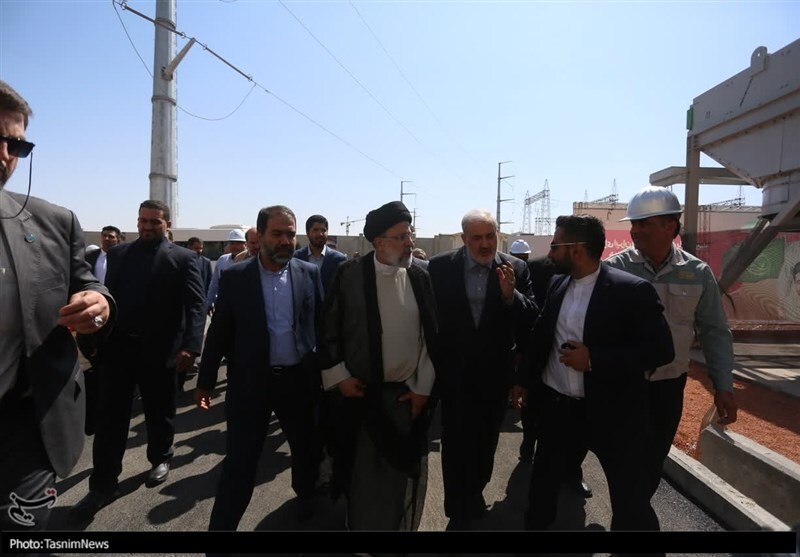 افتتاح نیروگاه ترکیبی فولاد مبارکه با حضور رئیس جمهور/ تزریق روزانه ۲۰ درصد برق به شبکه سراسری + تصاویر افتتاح نیروگاه ترکیبی فولاد مبارکه با حضور رئیس جمهور/ تزریق روزانه ۲۰ درصد برق به شبکه سراسری + تصاویر