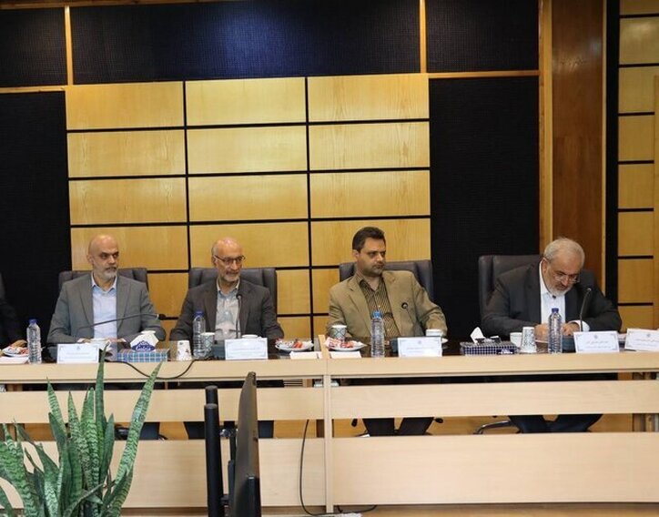 گسترش پژوهش‌های بنیادی در شرکت ملی صنایع مس با همکاری دانشگاه شریف