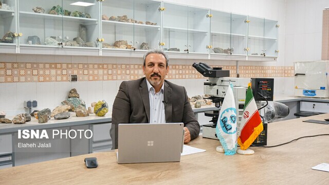 شناسایی پتانسیلهای معدنی سنگ آهن، با بهرهگیری از هوش مصنوعی شناسایی پتانسیلهای معدنی سنگ آهن، با بهرهگیری از هوش مصنوعی