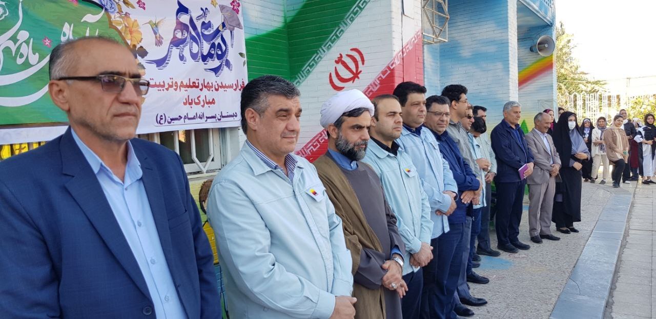 زنگ آغاز سال تحصیلی در مدارس امام حسین (ع) نواخته شد زنگ آغاز سال تحصیلی در مدارس امام حسین (ع) نواخته شد