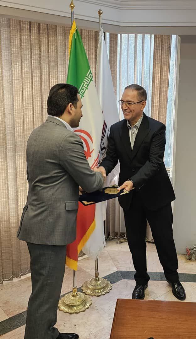 علی امیدی فیروزآبادی مدیرعامل جدید شرکت چند وجهی فولاد لجستیک شد علی امیدی فیروزآبادی مدیرعامل جدید شرکت چند وجهی فولاد لجستیک شد