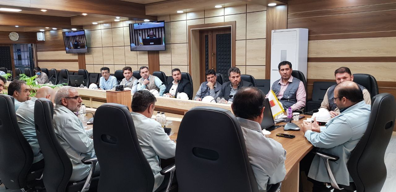 دیدار مدیرکل تعاون، کار و رفاه اجتماعی استان با مدیرعامل فولاد خوزستان دیدار مدیرکل تعاون، کار و رفاه اجتماعی استان با مدیرعامل فولاد خوزستان