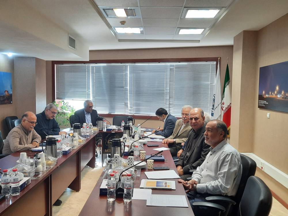 با حضور دکتر پورمند دویست و چهاردهمین جلسه تولید هلدینگ میدکو برگزار شد با حضور دکتر پورمند دویست و چهاردهمین جلسه تولید هلدینگ میدکو برگزار شد