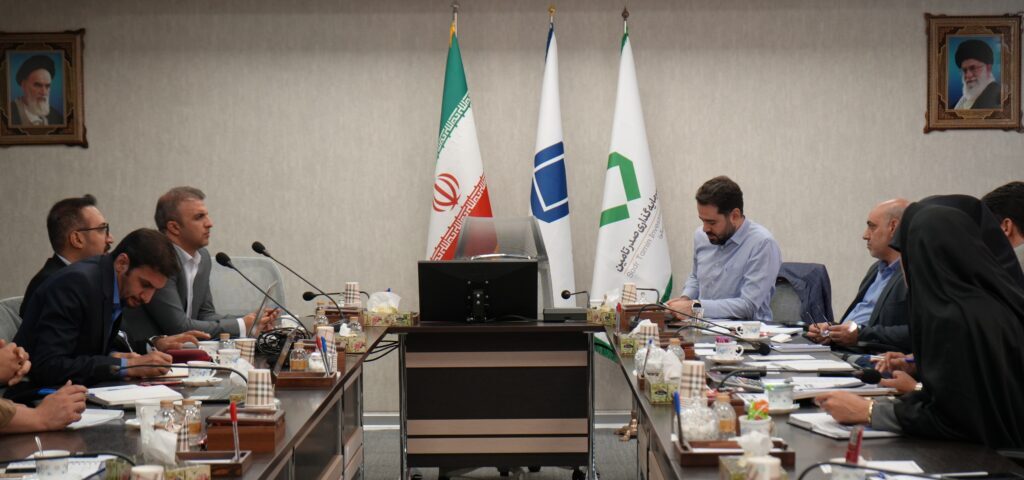 جلسه ارزیابی عملکرد ۶ ماهه منتهی به ۳۱ شهریور ۱۴۰۲ شرکت توسعه معادن طلای کردستان برگزار شد جلسه ارزیابی عملکرد ۶ ماهه منتهی به ۳۱ شهریور ۱۴۰۲ شرکت توسعه معادن طلای کردستان برگزار شد