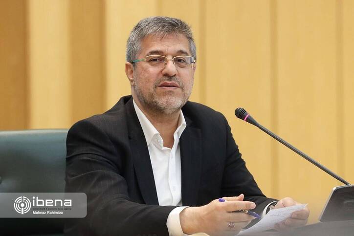 سفر معاون ارزی بانک مرکزی به دبی و پکن