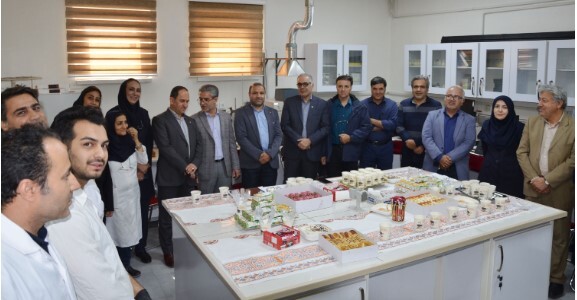 رتبه سازمان زمینشناسی و اکتشافات معدنی کشور در شبکه آزمایشگاهی به ۱۷ ارتقاء یافته است رتبه سازمان زمینشناسی و اکتشافات معدنی کشور در شبکه آزمایشگاهی به ۱۷ ارتقاء یافته است
