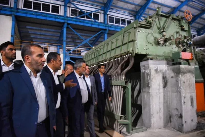 بازدید وزیر تعاون، کار و رفاه اجتماعی از شرکت صنایع کاغذ بیستون بازدید وزیر تعاون، کار و رفاه اجتماعی از شرکت صنایع کاغذ بیستون