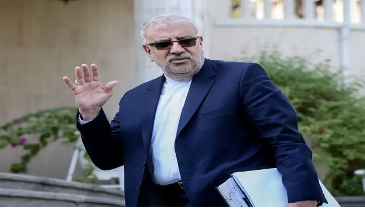 نماینده مجلس استعفای وزیر نفت را تائید کرد/ چرا جواد اوجی خانه‌نشین شد؟