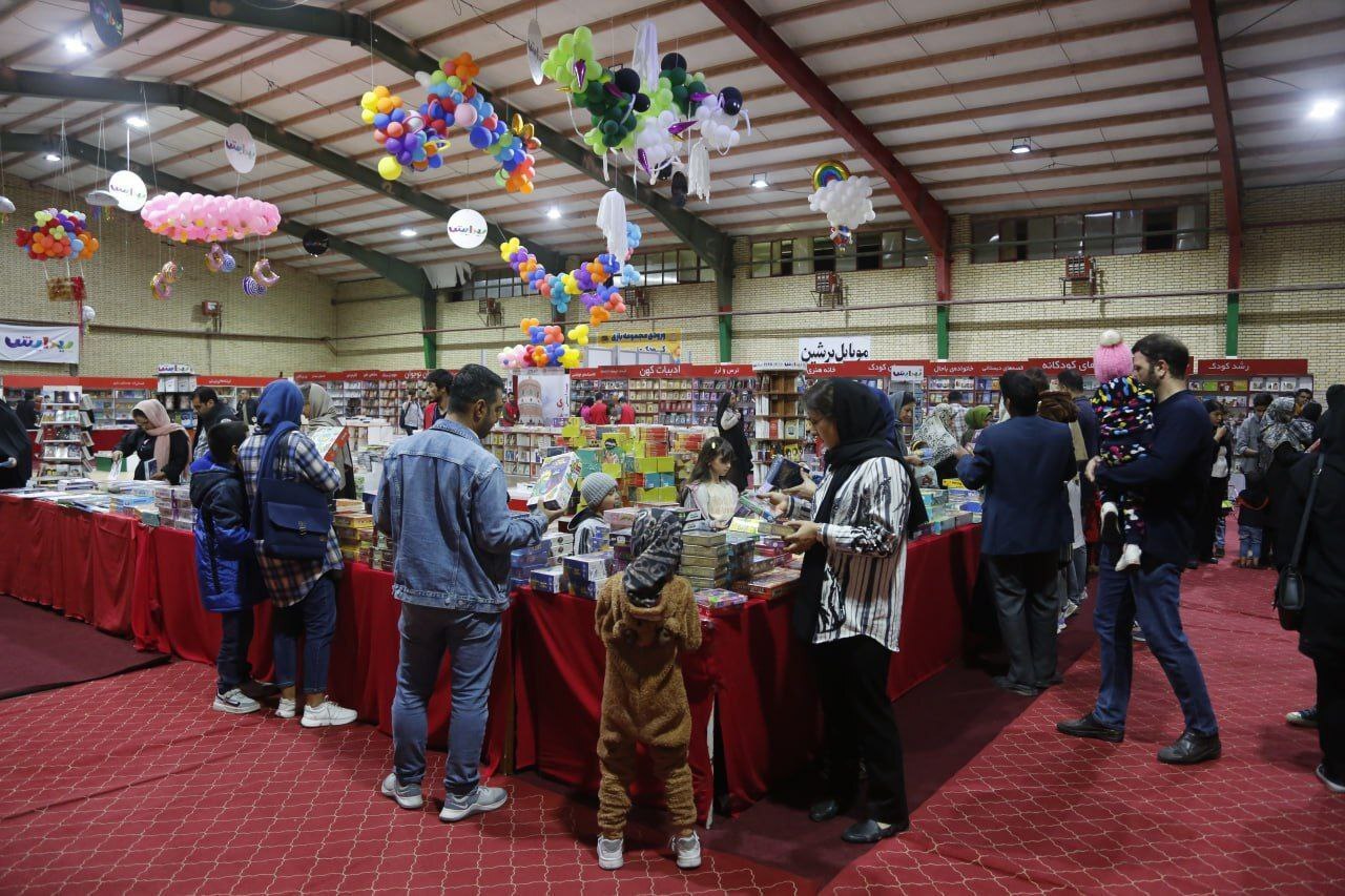 افتتاح سومین نمایشگاه کتاب گلگهر و نمایشگاه مسوولیتهای اجتماعی منطقه گلگهر افتتاح سومین نمایشگاه کتاب گلگهر و نمایشگاه مسوولیتهای اجتماعی منطقه گلگهر