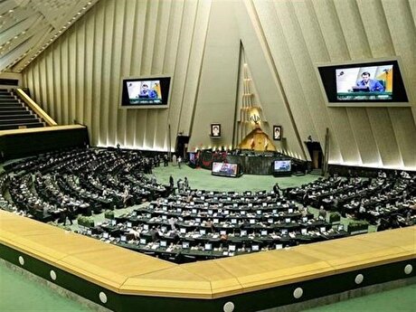 بحث افزایش قیمت بنزین مطرح نیست