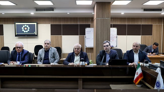 برنامهریزی برای اعزام هیاتهای تجاری به روسیه، در کمیسیون صنعت اتاق ایران کلید خورد برنامهریزی برای اعزام هیاتهای تجاری به روسیه، در کمیسیون صنعت اتاق ایران کلید خورد