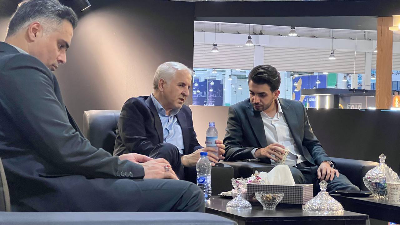 حضور شرکت فولاد اکسین در سمپوزیوم فولاد حضور شرکت فولاد اکسین در سمپوزیوم فولاد