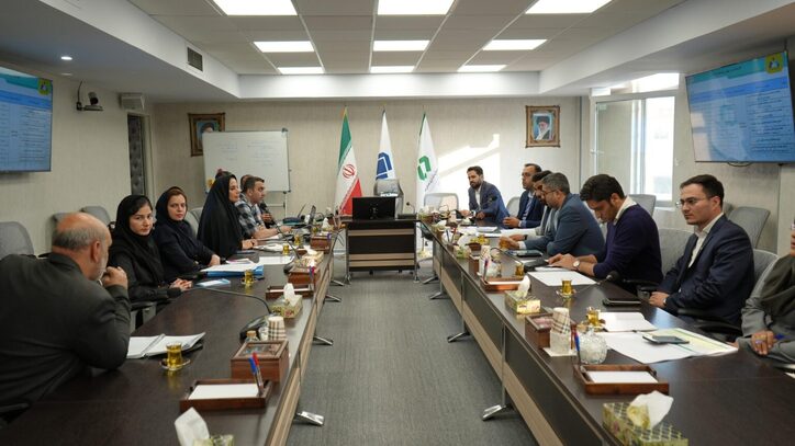 جلسه ارزیابی عملکرد ۶ ماهه منتهی به ۳۱ شهریور ۱۴۰۲ شرکت مهندسی فناوری صدر فردا برگزار شد