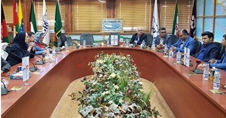 بازدید کارشناسان شرکت روسی Rosgeo از مرکز پژوهش‌های کاربردی علوم زمین البرز