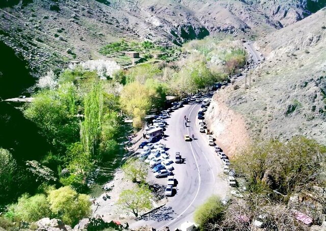کوههای سر به فلک کشیده کوهسرخ بستر معادن مختلف است کوههای سر به فلک کشیده کوهسرخ بستر معادن مختلف است