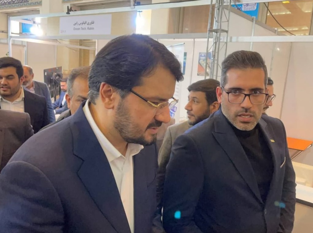 بازدید «مهرداد بذرپاش» وزیر راه و شهرسازی از غرفه هیمکو در هفتمین نمایشگاه حملونقل، لجستیک و صنایع وابسته بازدید «مهرداد بذرپاش» وزیر راه و شهرسازی از غرفه هیمکو در هفتمین نمایشگاه حملونقل، لجستیک و صنایع وابسته