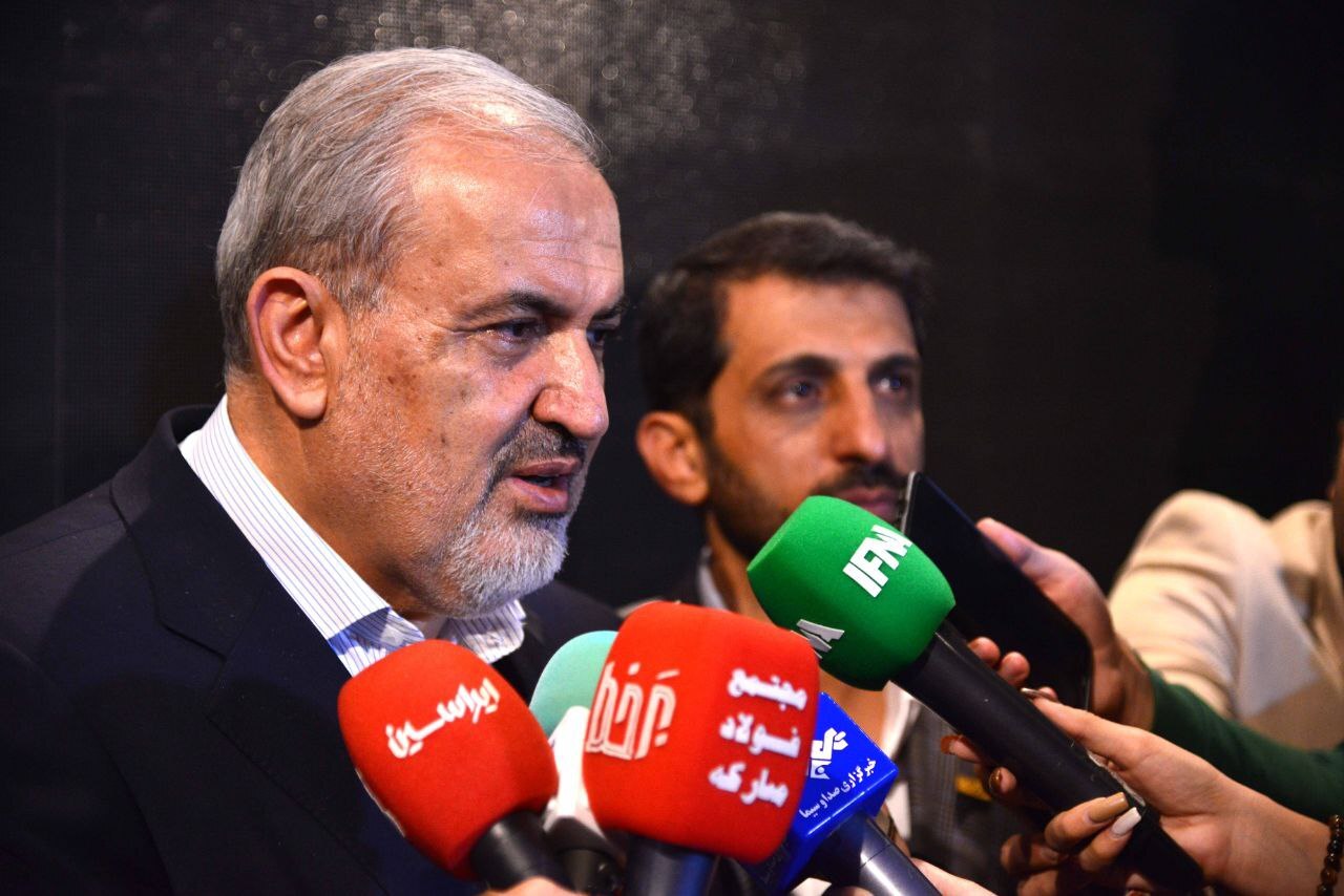 تقدیر وزیر صمت از فولاد مبارکه برای ارتباط مؤثر با دانشبنیانها تقدیر وزیر صمت از فولاد مبارکه برای ارتباط مؤثر با دانشبنیانها