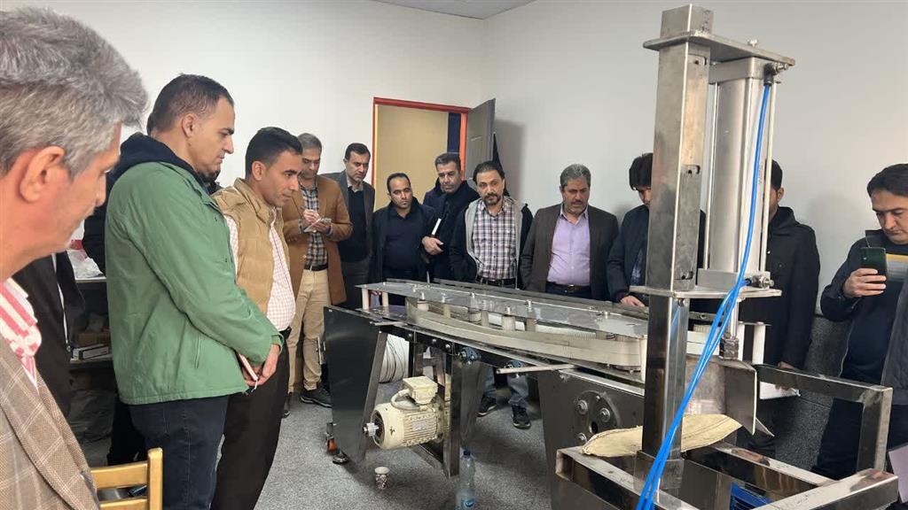 بازدید کارشناسان ذوب آهن اصفهان از فعالترین کارخانه نوآوری کشور بازدید کارشناسان ذوب آهن اصفهان از فعالترین کارخانه نوآوری کشور
