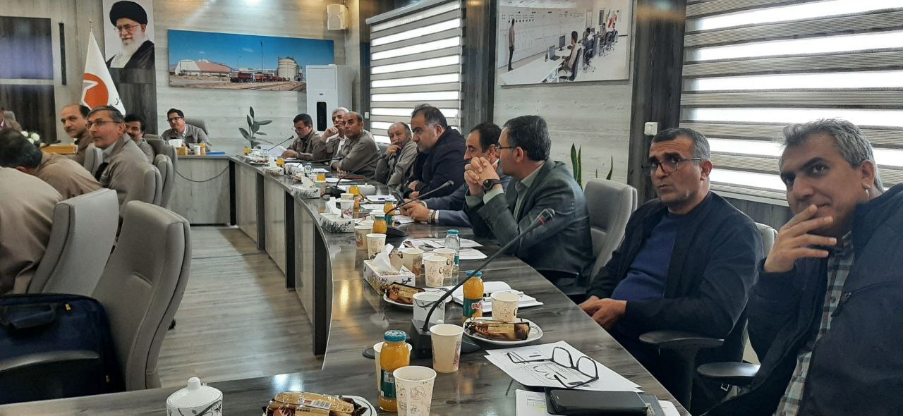 برگزاری جلسه شورای مدیران شرکت آلومینای ایران برگزاری جلسه شورای مدیران شرکت آلومینای ایران