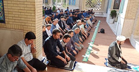 اقامه نماز عید سعید فطر در مجتمع صنعتی چادرملو