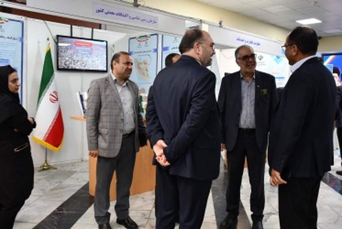 آشنایی نمایندگان دوره دوازدهم مجلس شورای اسلامی با فعالیت‌های وزارت صنعت، معدن و تجارت