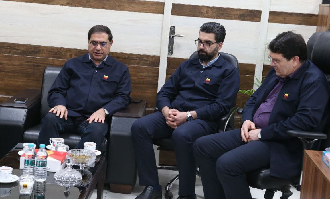 دیدار قائممقام مدیرعامل با معاون و مدیران فناوری شرکت فولاد خوزستان دیدار قائممقام مدیرعامل با معاون و مدیران فناوری شرکت فولاد خوزستان