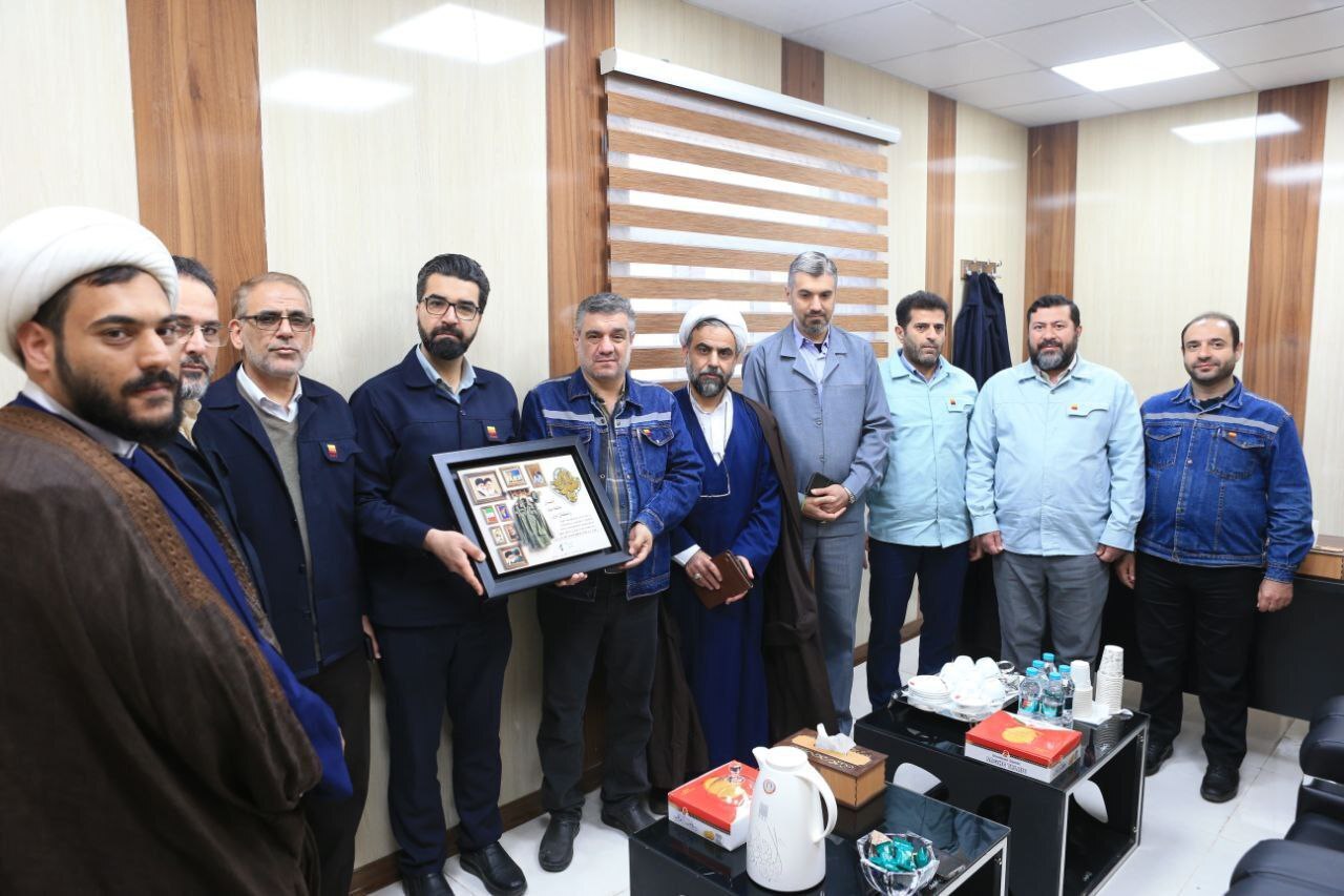 دیدار معاون منابع انسانی و امور اجتماعی فولاد خوزستان با پاسداران دیدار معاون منابع انسانی و امور اجتماعی فولاد خوزستان با پاسداران