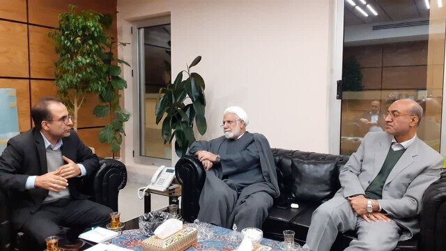 از رایزنی برای افزایش پروازهای فرودگاه کرمانشاه تا توافق برای تکمیل ذوب آهن صحنه از رایزنی برای افزایش پروازهای فرودگاه کرمانشاه تا توافق برای تکمیل ذوب آهن صحنه