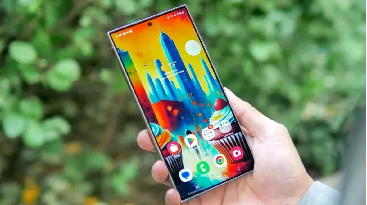 بهترین گوشی هوشمند ۲۰۲۵ کدام است؟ / آیفون ۱۶ Pro Max یا گلکسی S ۲۵ Ultra؟ بهترین گوشی هوشمند ۲۰۲۵ کدام است؟ / آیفون ۱۶ Pro Max یا گلکسی S ۲۵ Ultra؟
